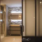 Logis Restaurant Aux 호텔 3*