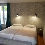 Logis Restaurant Aux 호텔 3*