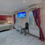 Logis Restaurant Aux