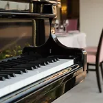 호텔 Logis Restaurant Aux
