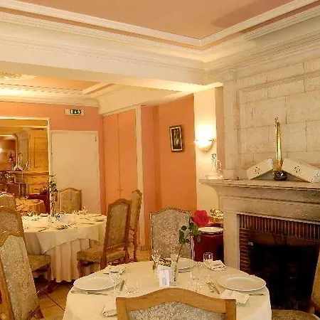 Szálloda Logis Hotel Restaurant Aux Maisons 3*