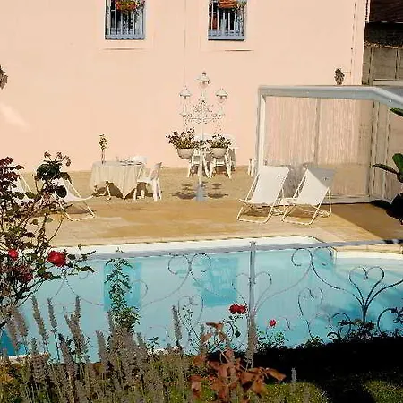 Hotel Logis Restaurant Aux Maisons-lès-Chaource