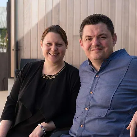 Logis Hotel Restaurant Aux Maisons Szálloda 3*