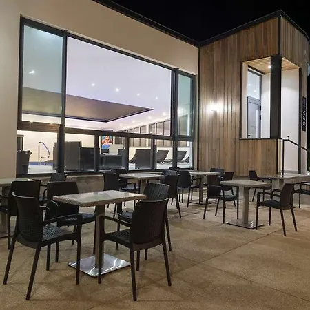 Szálloda Logis Hotel Restaurant Aux Maisons Maisons-lès-Chaource