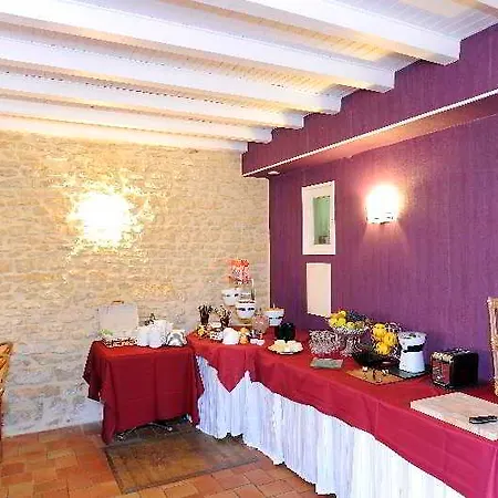 Logis Restaurant Aux