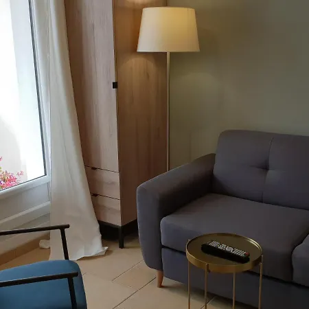 Hotell Logis Aux Maisons-lès-Chaource