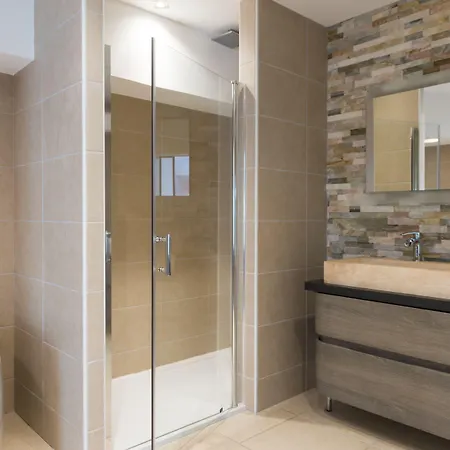 Hotel Aux Maisons, The Originals Relais (Relais du Silence)