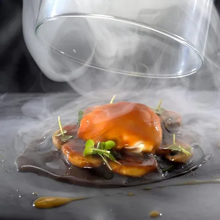 Logis Restaurant Aux Hotel 3*