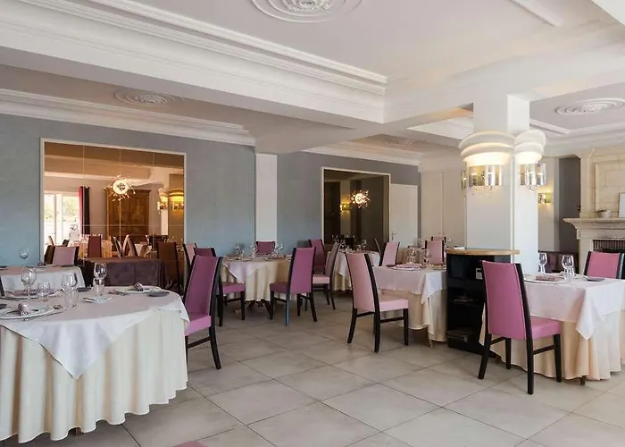 Logis Restaurant Aux