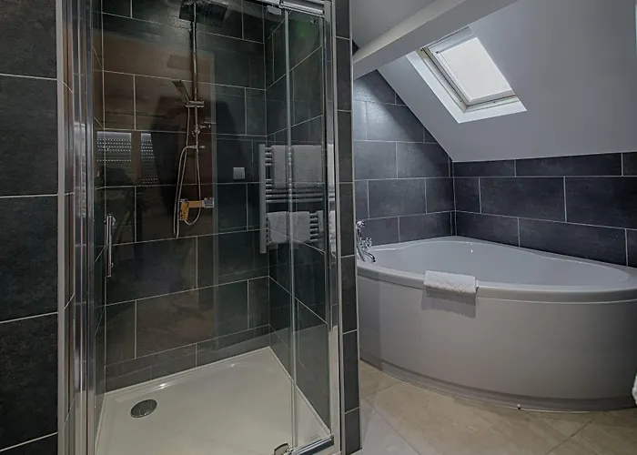 Hotel Logis Restaurant Aux